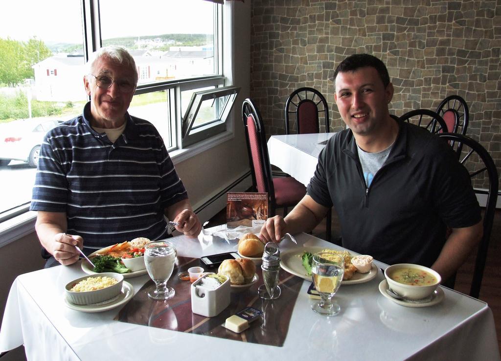 Haven Inn Saint Anthony Bagian luar foto